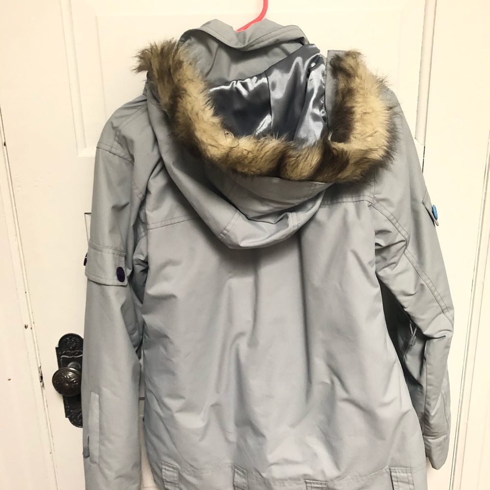 Stylish winter jacket - Picture 3 of 3